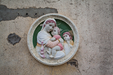 Toscana - Madonna col Bambino su una casa rurale a Vico d'Elsa