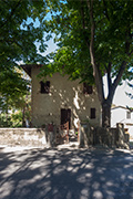 casa rurale in vendita Toscana, podere Le Fonti, casa principale ingresso