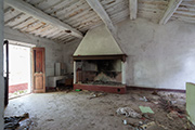 Landgut Le Colombaie Toskana, große Küche mit Kamin im Bauernhaus Colombaie II