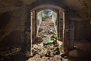 Bauernhof Le Colombaie Toskana, alte Kantine zur Weinlagerung in unterirdischer Grotte 