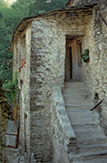 altes Landhaus aus Stein Toskana, Bauernhaus mit Außentreppe - Casentino 