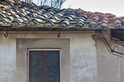 Bauernhaus Toskana Fassadenmalerei Fensterrahmen und Pilaster