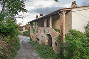Toskana Linari, Landhaus mit Außentreppe