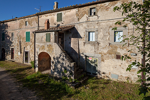 Landhaus Italien kaufen, altes Steinhaus Toskana Verkauf 